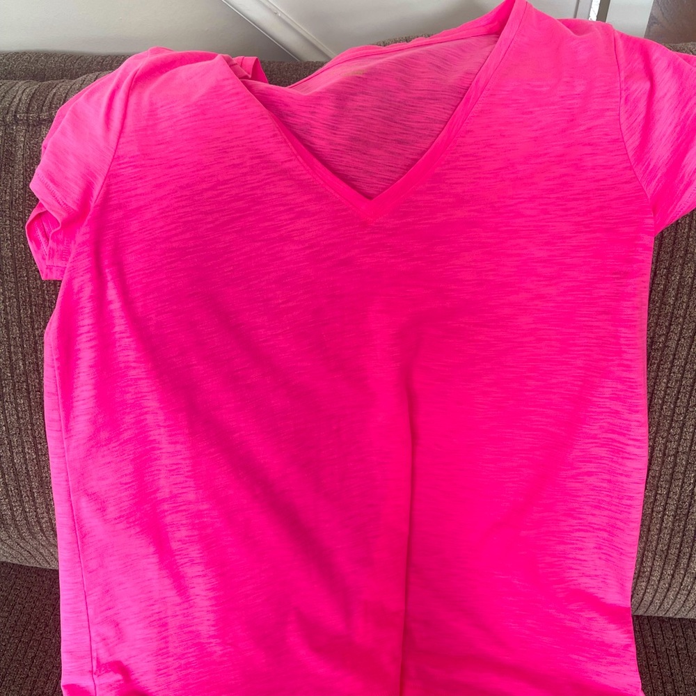 Lilly Pulitzer tee